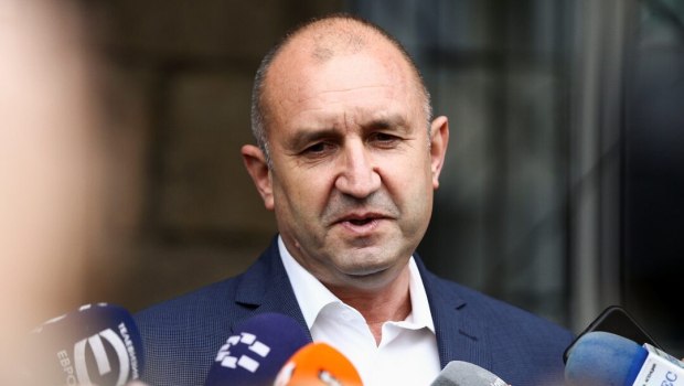 Северна Македонија: Бугарскиот претседател бара истрага за нападите врз Бугарите