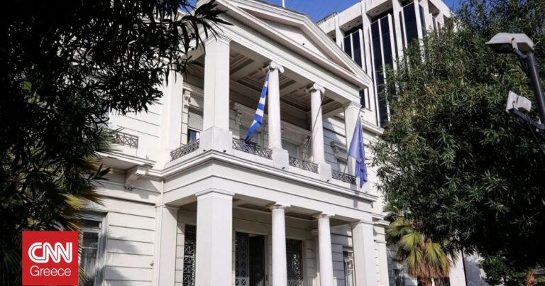 Строг одговор на Атина на изјавите на Мицоцки за Северна Македонија