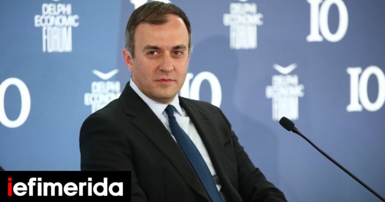 Хаџивасилиу: Заев постојано го користи терминот „Македонија“, очекуваме Ципрас да заземе став